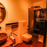Apartman Der Schwarzbau - Luxus Und Runding